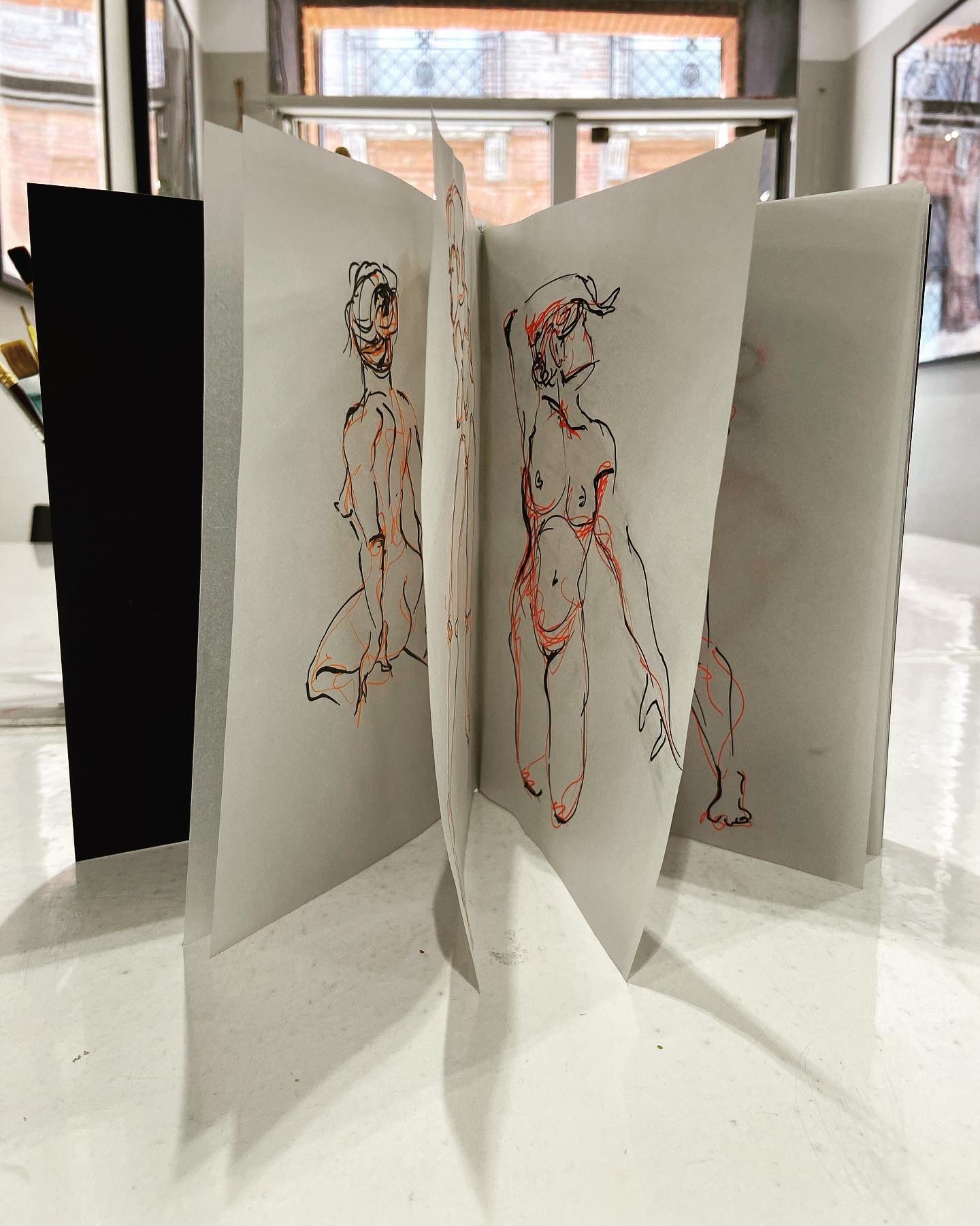 Dépliant réalisé par l’artiste toulousaine Valérie Unterreiner.
